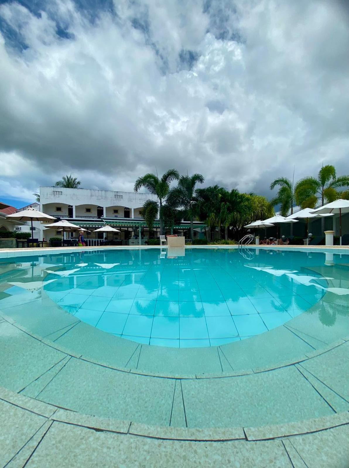 Panglao Regents Park Resort Εξωτερικό φωτογραφία