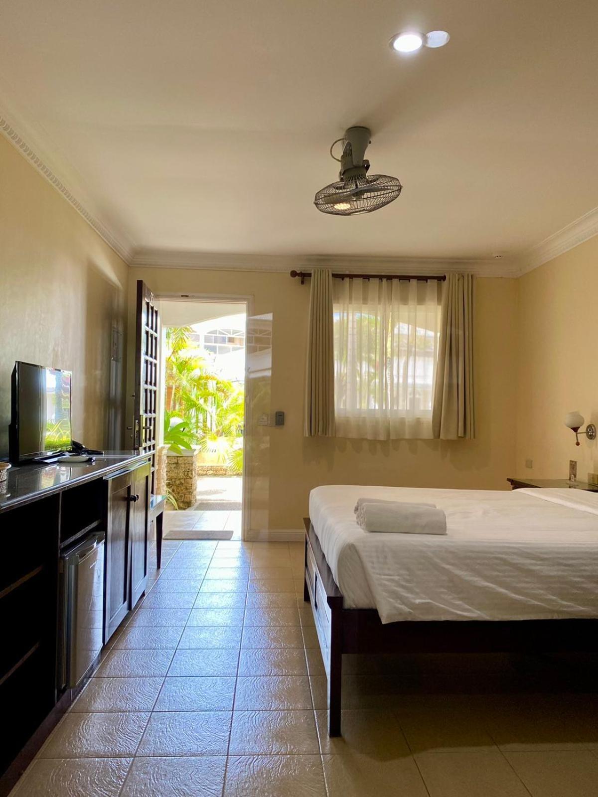 Panglao Regents Park Resort Εξωτερικό φωτογραφία