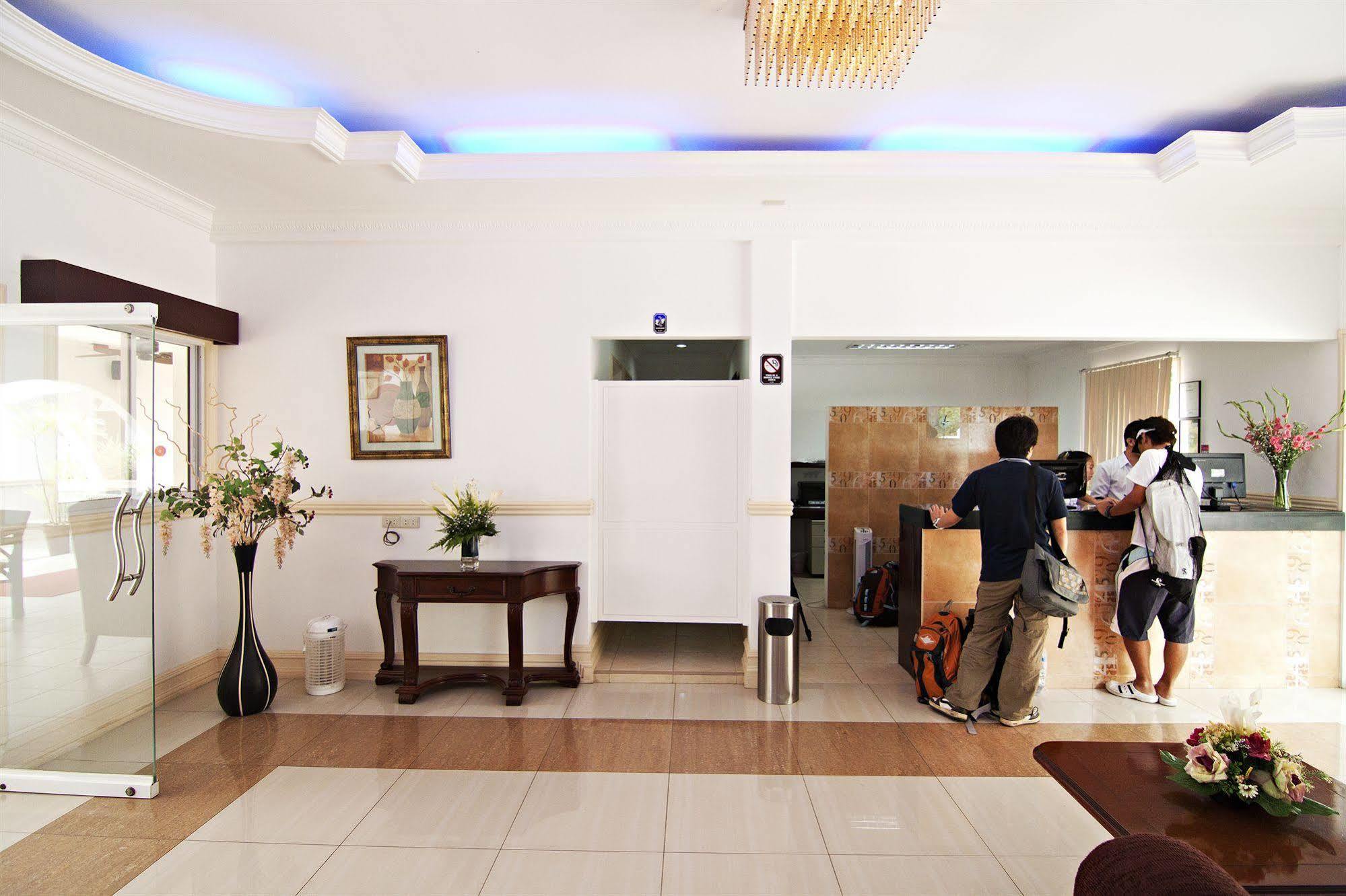 Panglao Regents Park Resort Εξωτερικό φωτογραφία